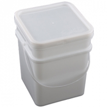 Richmond Square Plastic Bucket with Lid